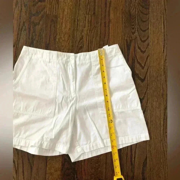 Jones New York Signature Women’s 12 White 100% Cotton Deep Pocket Shorts - Picture 6 of 11